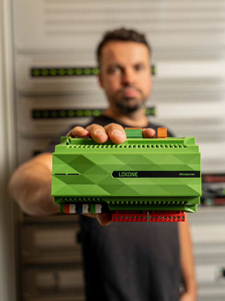 Loxone-Miniserver-installatie-1