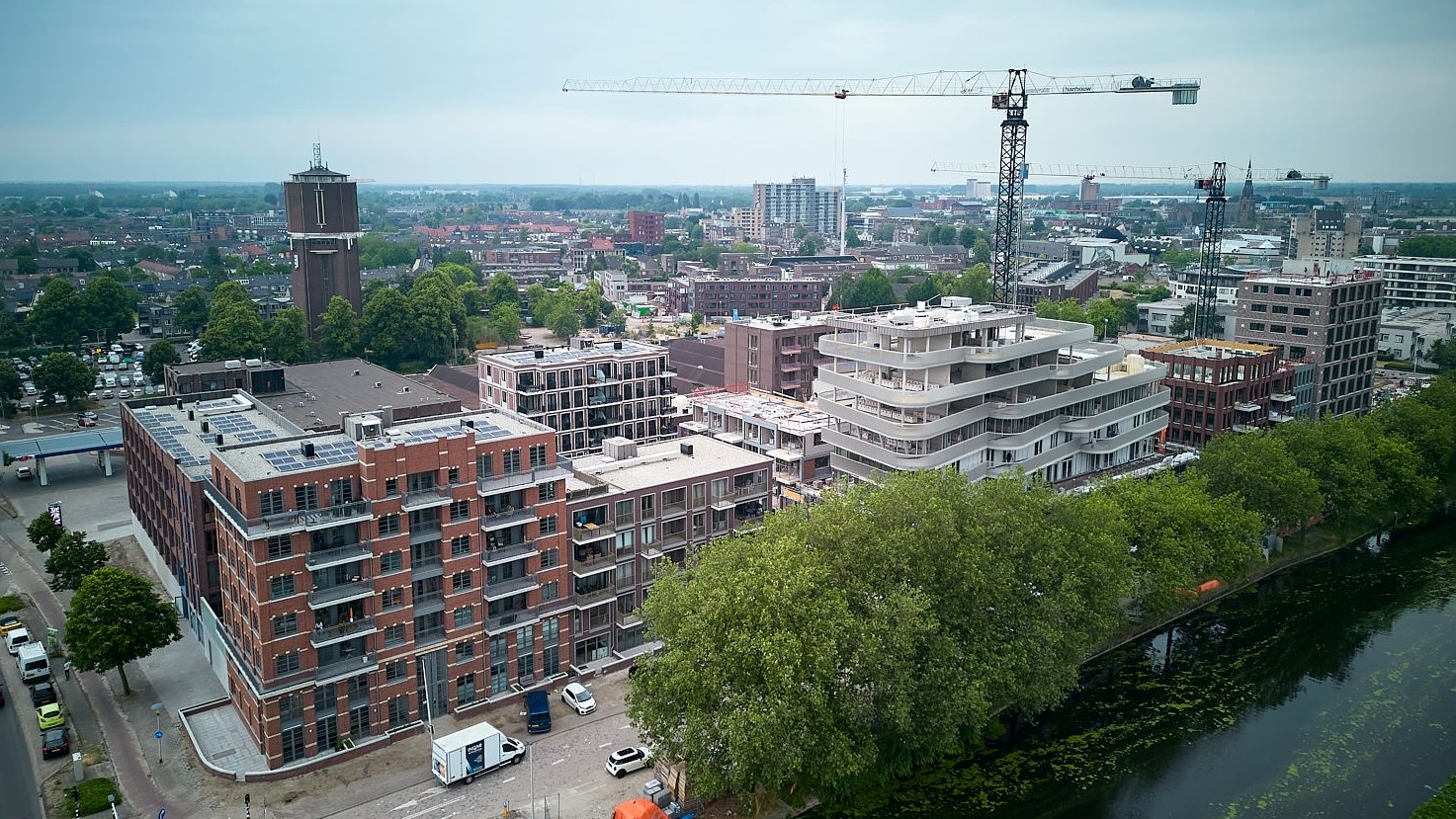 Nieuwbouw Oranjekade met de WKO-skid