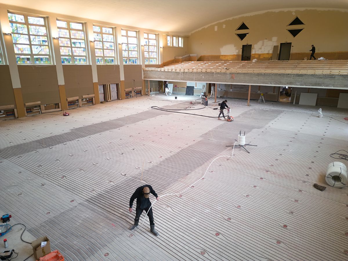 Renovatie met vloerverwarming kerk Barneveld