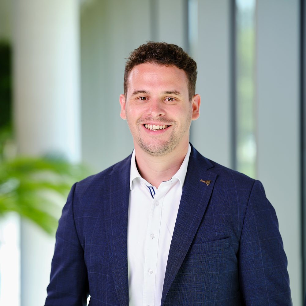 Sales Advisor Chris Stomp Sales Advisor Chris Stomp